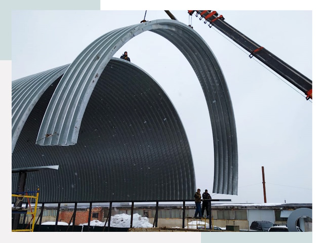 Полукруглые ангары в Новомосковске